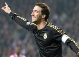 【中国体彩网】意甲裁判尺度引热议，AC米兰14轮遭遇5点球判罚，与乌迪内斯并列榜首