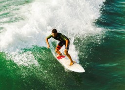 中国体彩网_德天空独家披露，富勒姆加紧推动阿萨雷转会，谈判受阻或致球员投身海外赛场