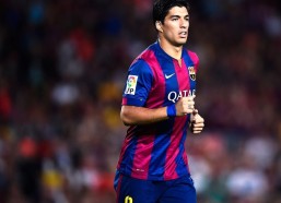 中国体彩_瑞典与斯洛文尼亚激战成和，埃尔什尼克闪击破门，隆格伦补时绝平救主