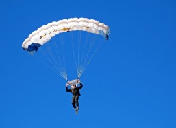 中国体彩网官方首页：独家，海港教练组再添强援！前西部联助教携双职业级证书加盟，辅佐穆斯卡特锻造新体系