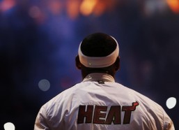 【中国体彩】维蒂尼亚赛后感言点亮胜利基石，最关键的，是我们全神贯注的态度