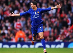 中国体彩网_勒沃库森官宣尤勒曼教练团队组建完毕 前滕哈格助教一人留任助推新赛季